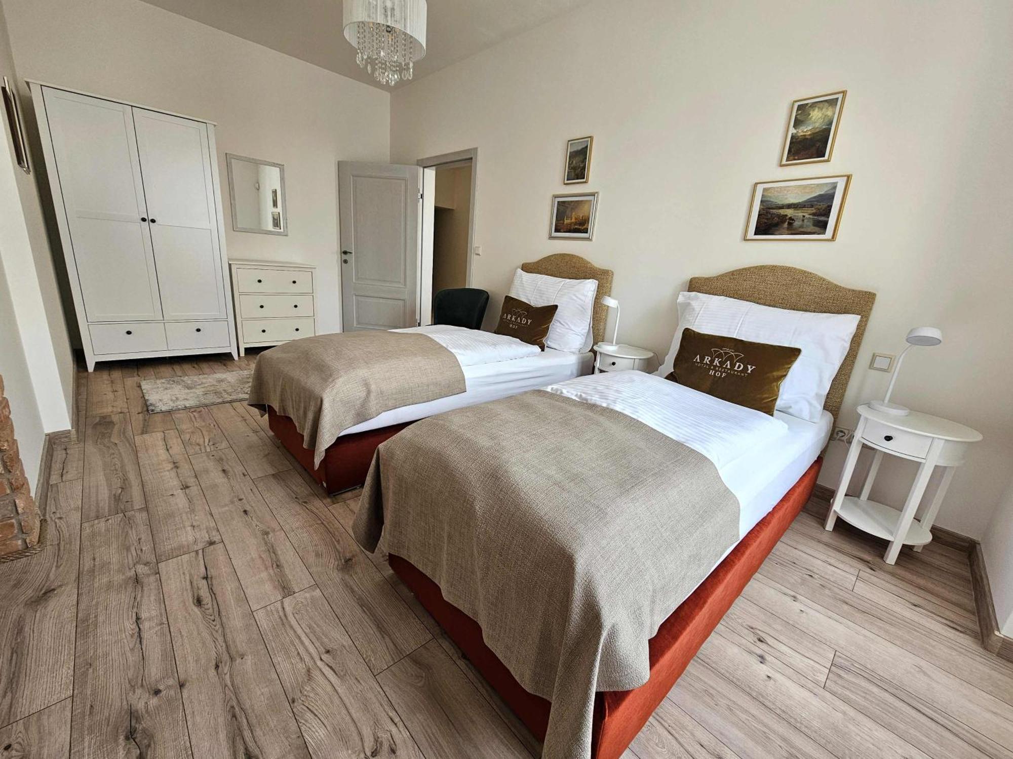Arkady Hof Hotel Stupava Zimmer foto